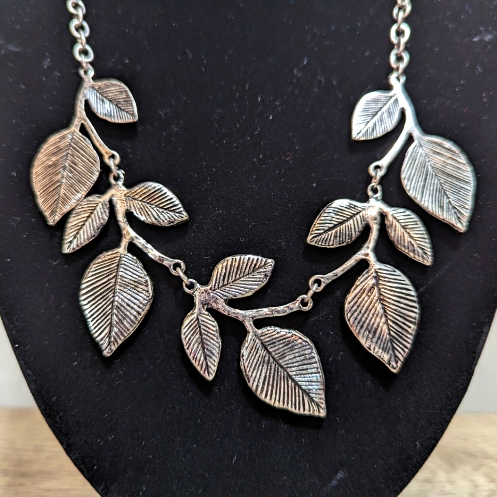 Silver Tone Leaf Necklace - Picture 2 of 3
